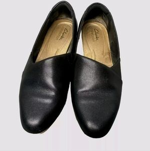 Clarks  Collection Women’s  Loafers Sz 7.5 Black Leather Casual Office Comfy
